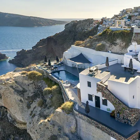 Pearl Of Caldera - Boutique By Pearl Collection 4*