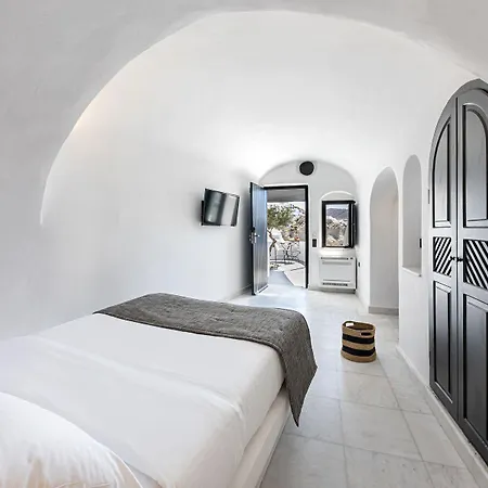 Pearl Of Caldera - Boutique By Pearl Collection