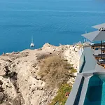 Pearl Of Caldera - Boutique By Pearl Collection 4*