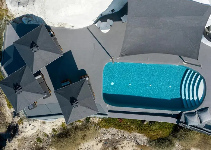 Pearl Of Caldera - Boutique By Pearl Collection