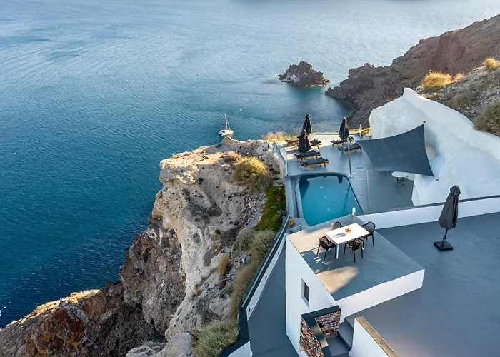 Pearl Of Caldera - Boutique By Pearl Collection 4*