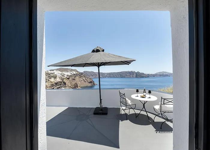 Pearl Of Caldera - Boutique By Pearl Collection イア