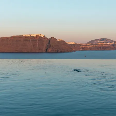 Pearl Of Caldera - Boutique By Pearl Collection Oia